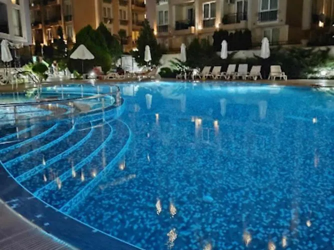 For4 Sunny Apartment *