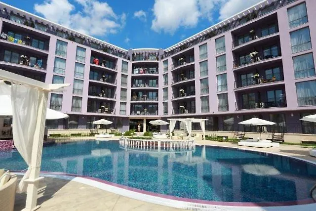 Apartment For4 Sunny